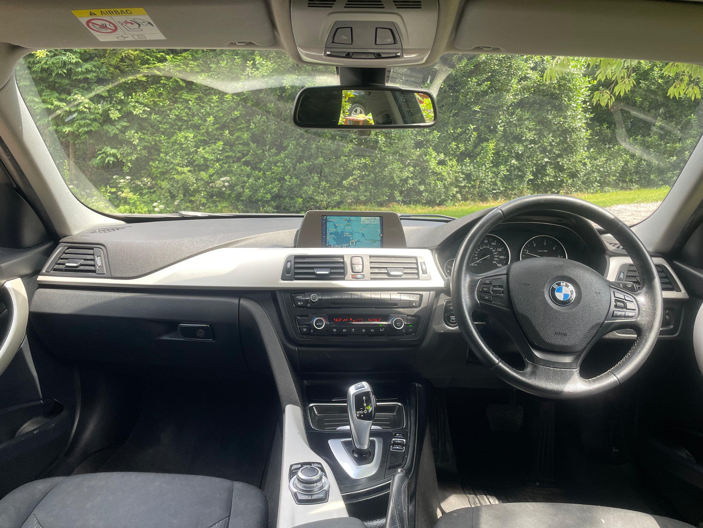 BMW 3 Series, ED, 320d, Saloon - YG15LBX
