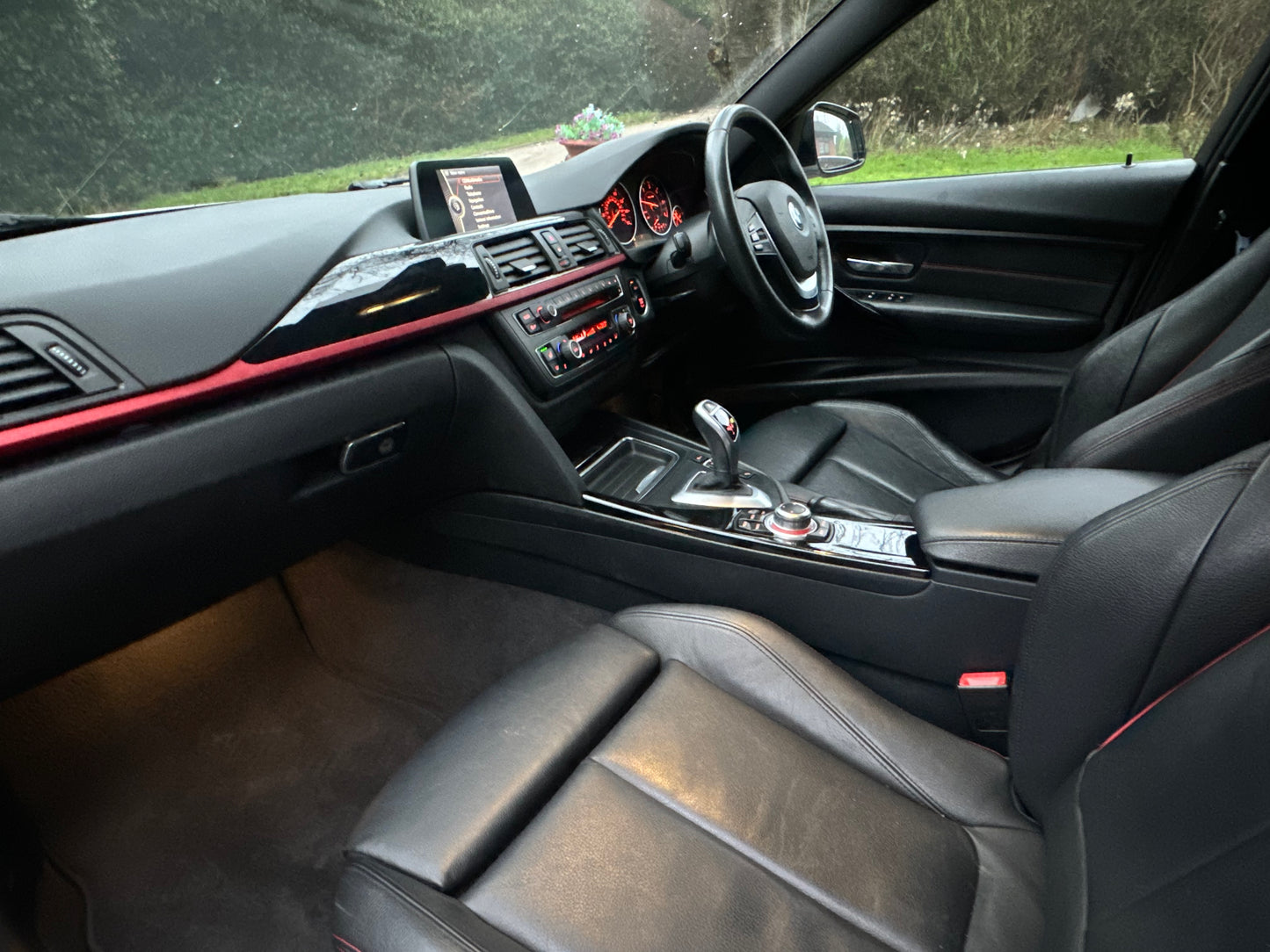 BMW 3 Series, Sport, 320d, xDrive, Saloon - YG14JZC