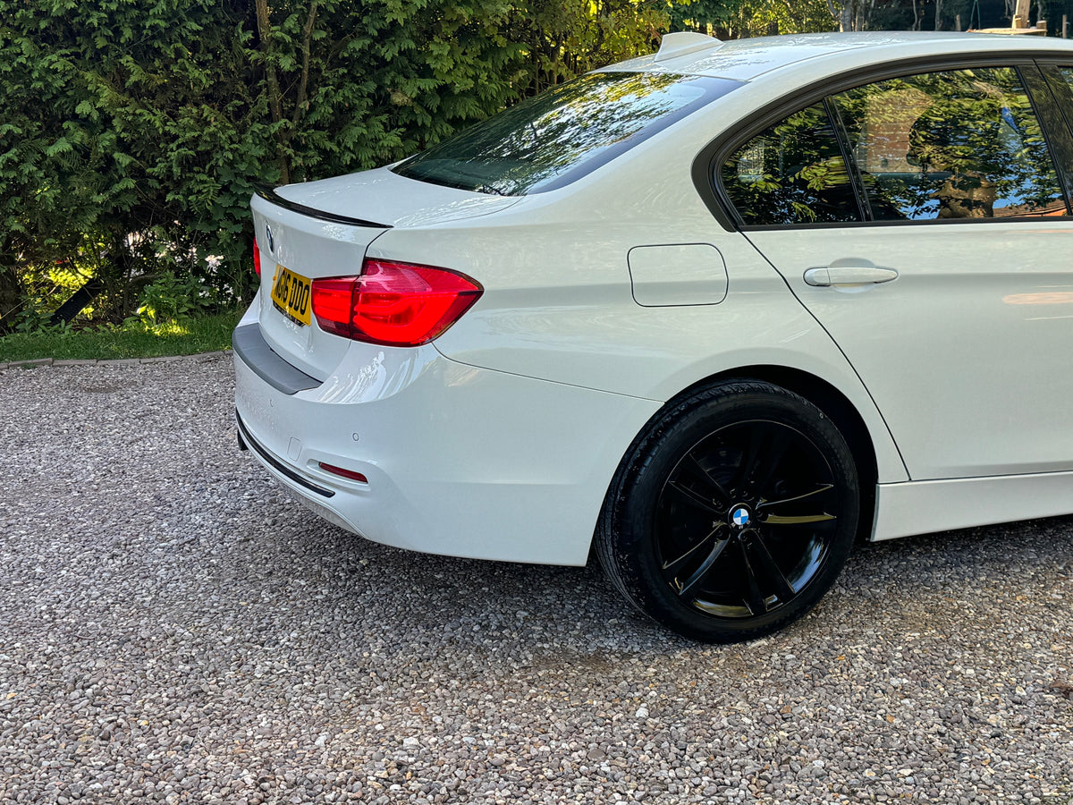 BMW 3 Series, Sport, 320d, Saloon - NG16DDO