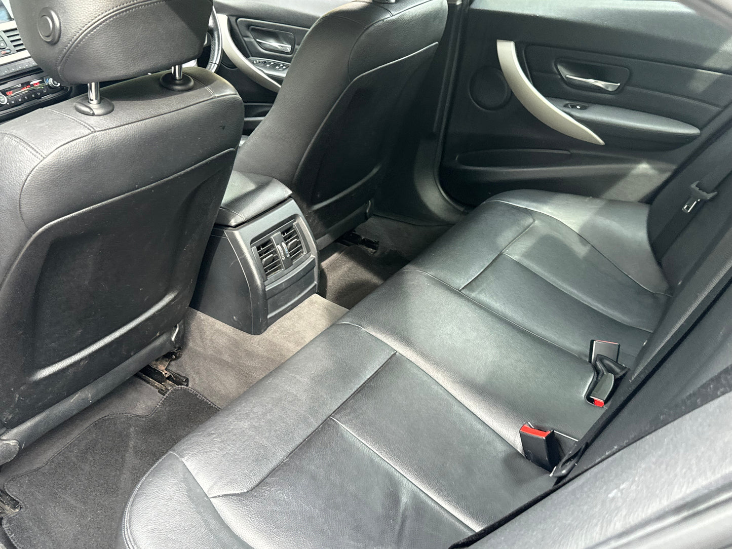 BMW 3 Series, ED, 320d, Saloon - VO15FKA