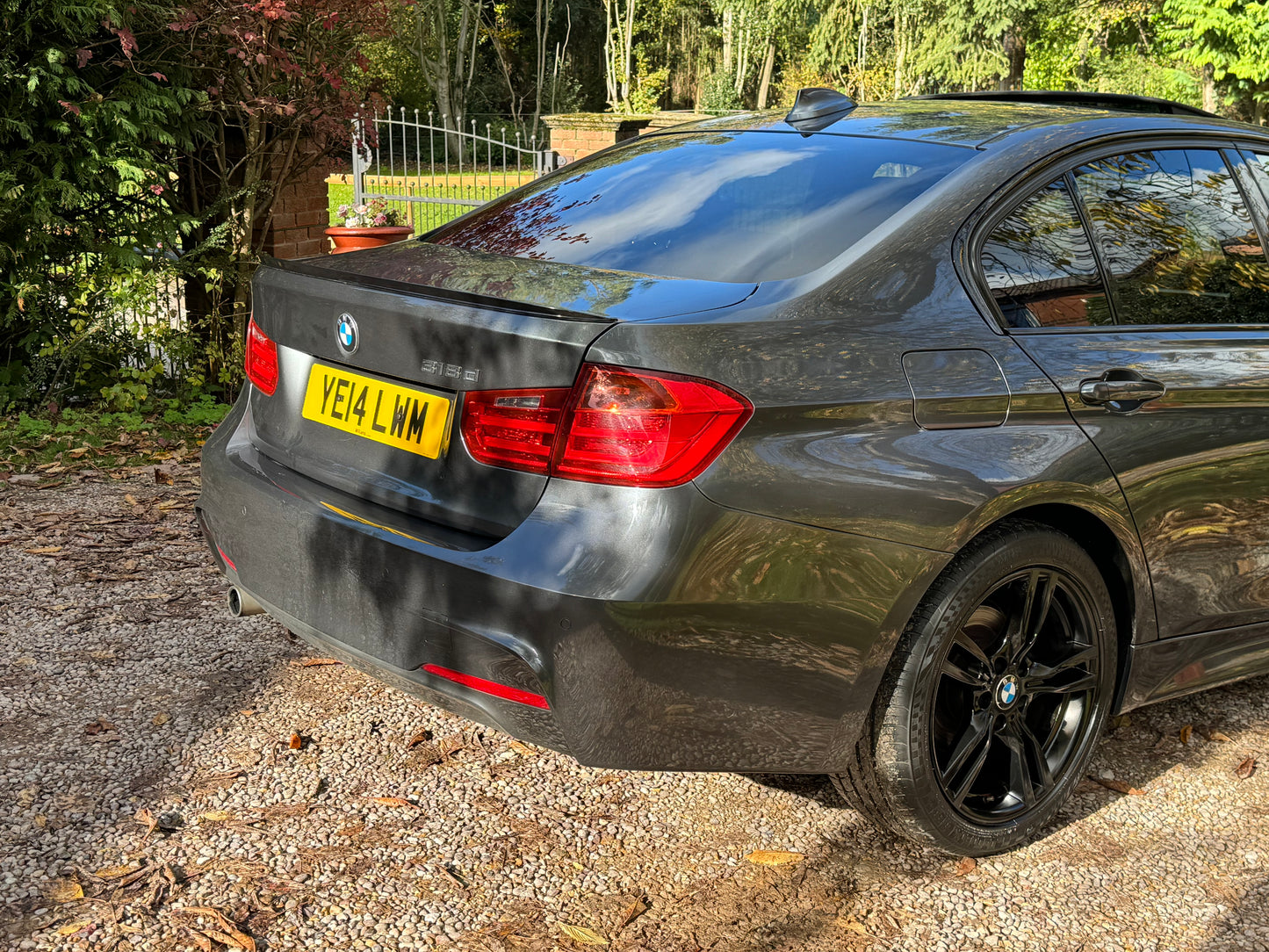 BMW 3 Series, M Sport, 318d, Saloon - YE14LWM