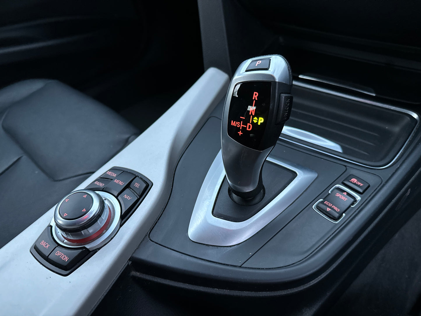 BMW 3 Series, ED, 320d, Saloon - DN15XFB