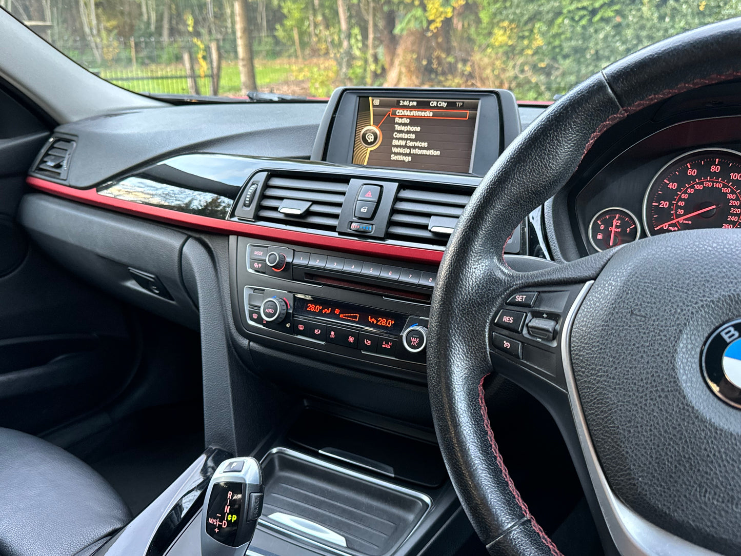 BMW 3 Series, Sport, 320d, Saloon - YK62OEU