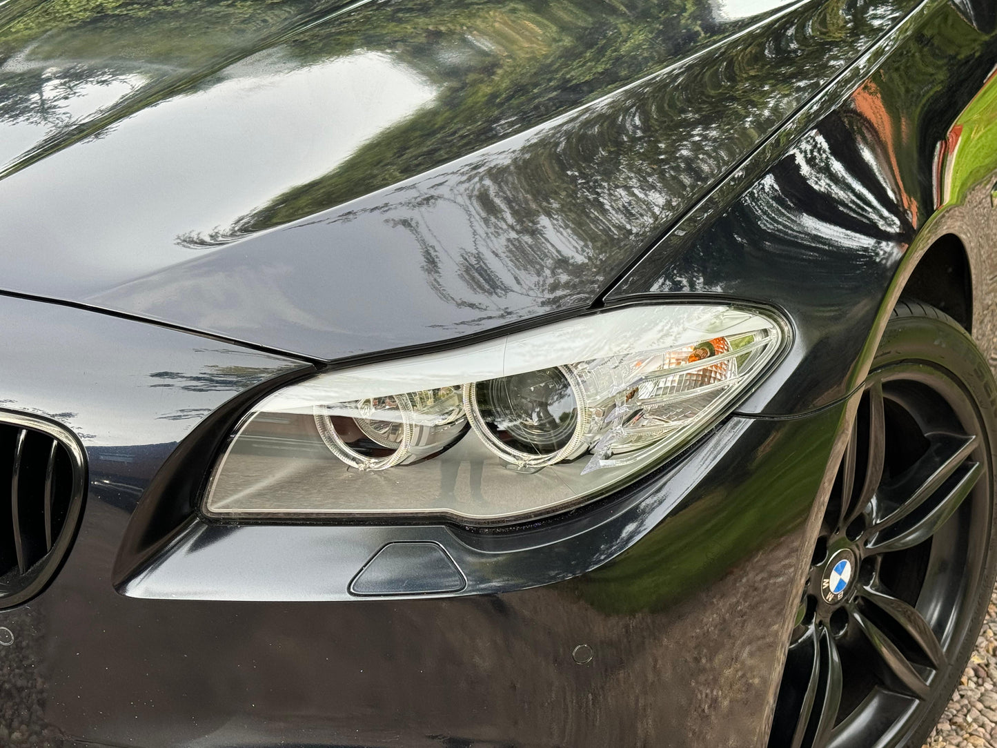BMW 5 Series M Sport, Estate - AV11AVJ
