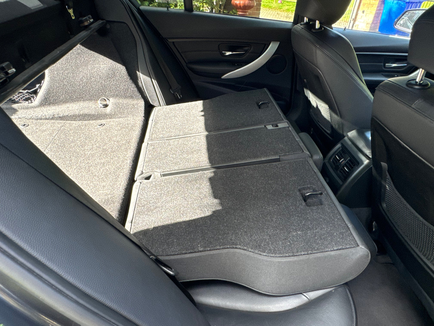 BMW 3 Series, M Sport, 318d, Saloon - YE14LWM