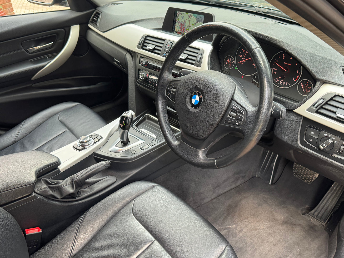 BMW 3 Series, 320d, Estate - GV63FZB