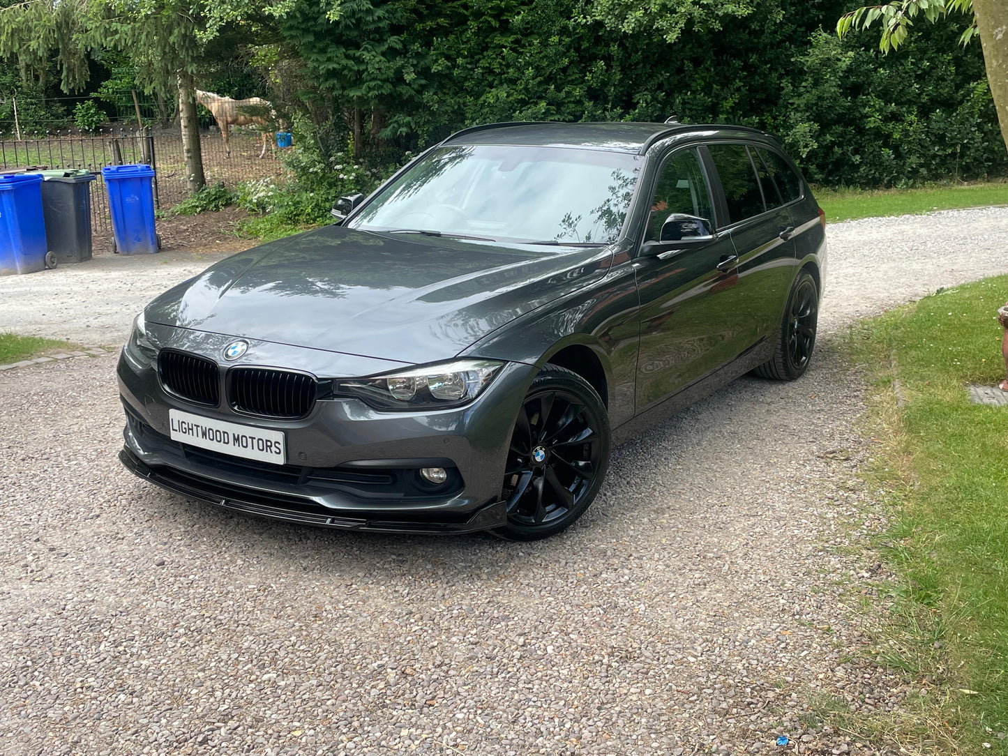 BMW 3 Series, SE, 318d, Estate - YG66SHJ