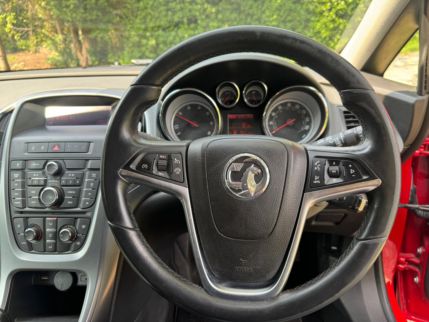 Vauxhall Astra GTC Limited Edition, Hatchback - YY64RZX