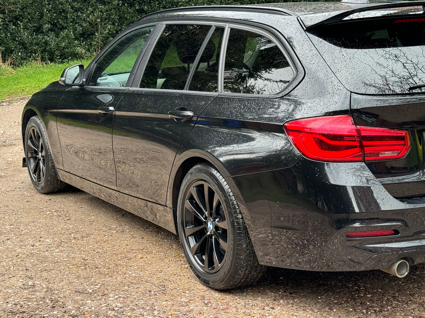 BMW 3 Series, SE, 318d, Estate - YK68NOJ