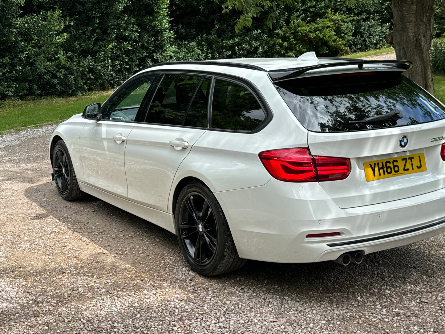 BMW 3 Series, Sport, 320d, Estate - YH66ZTJ
