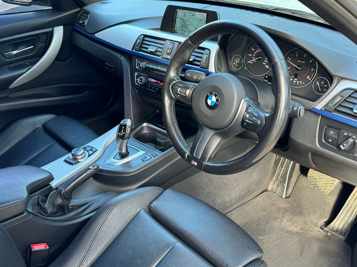 BMW 3 Series, M Sport, 318d, Saloon - GU64HFL