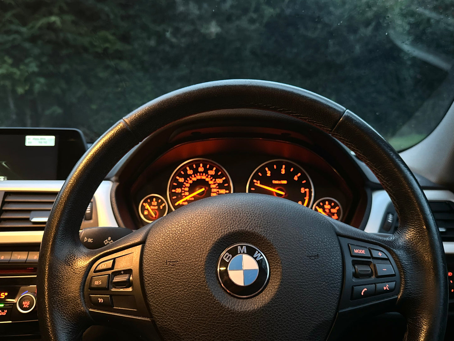 BMW 3 Series, 320d, Saloon - YH65VOB