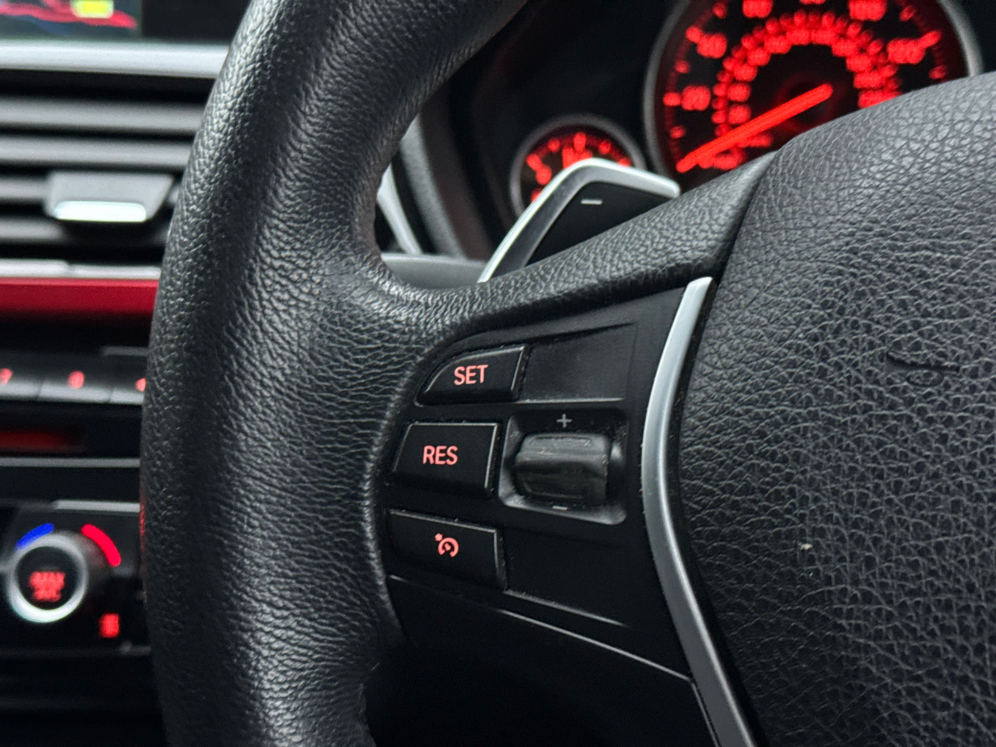 BMW 3 Series, Sport, 320d, xDrive, Saloon - YG14JZC