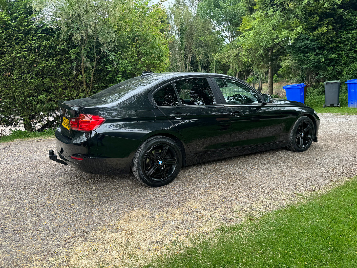 BMW 3 Series, SE, 320d, Saloon - YG62UYN
