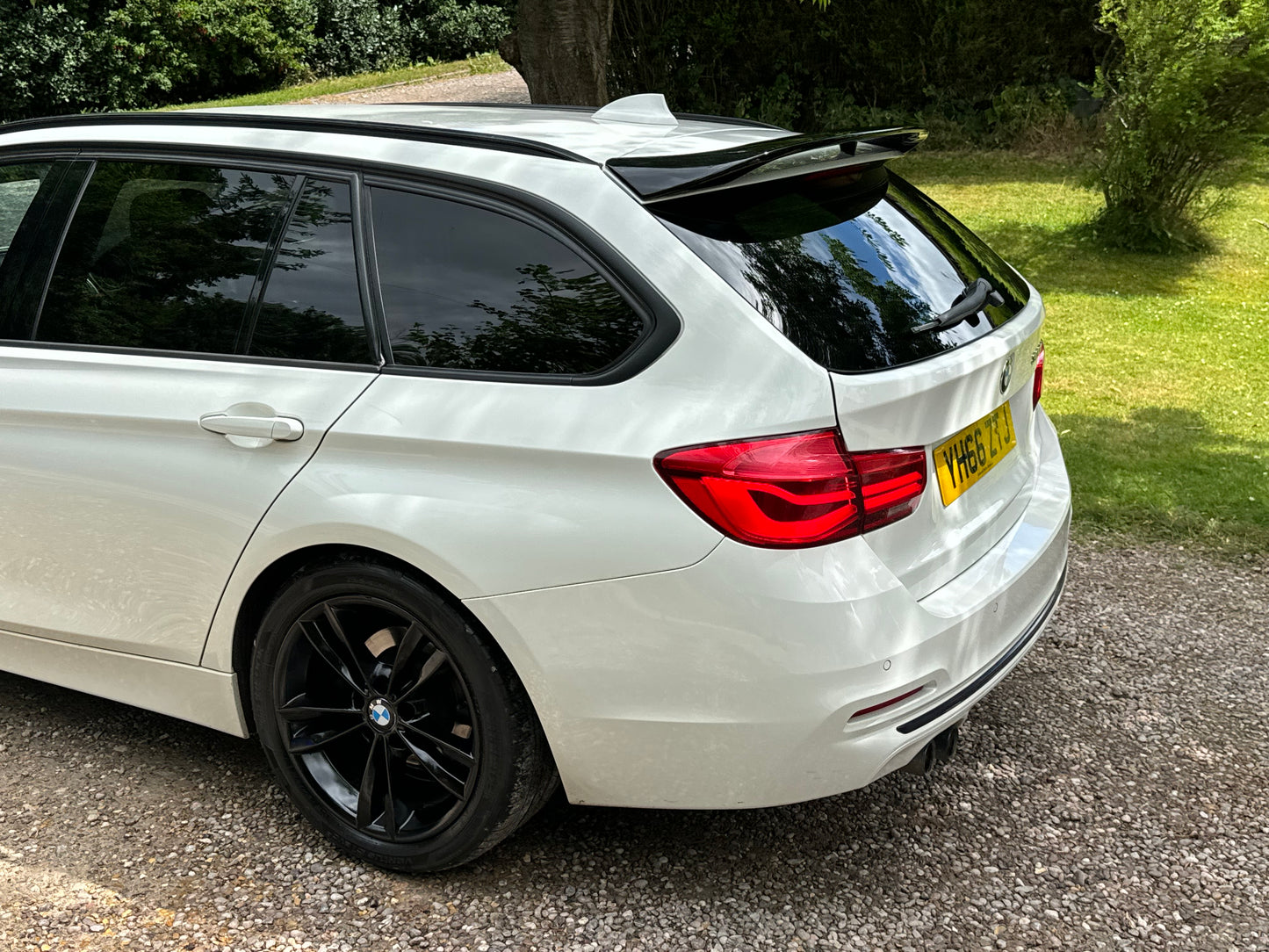 BMW 3 Series, Sport, 320d, Estate - YH66ZTJ