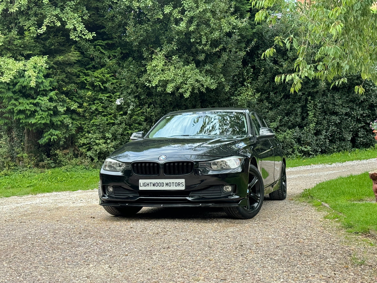 BMW 3 Series, SE, 318d, Saloon - LX13GGO