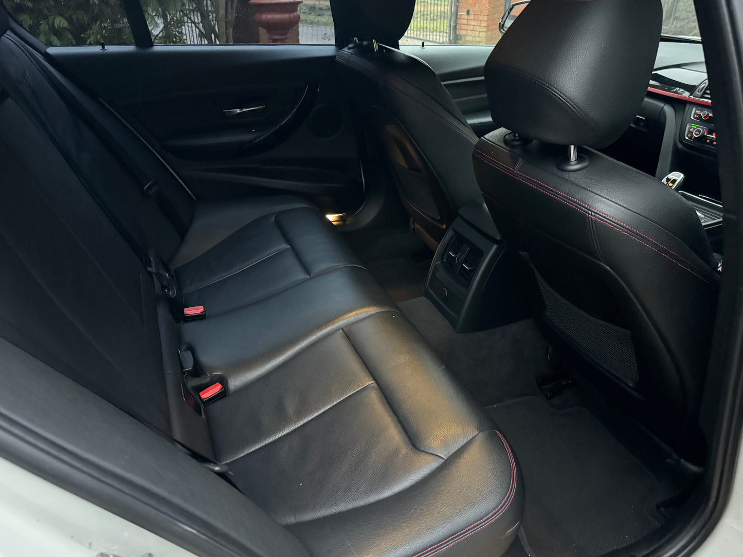 BMW 3 Series, Sport, 320d, xDrive, Saloon - YG14JZC