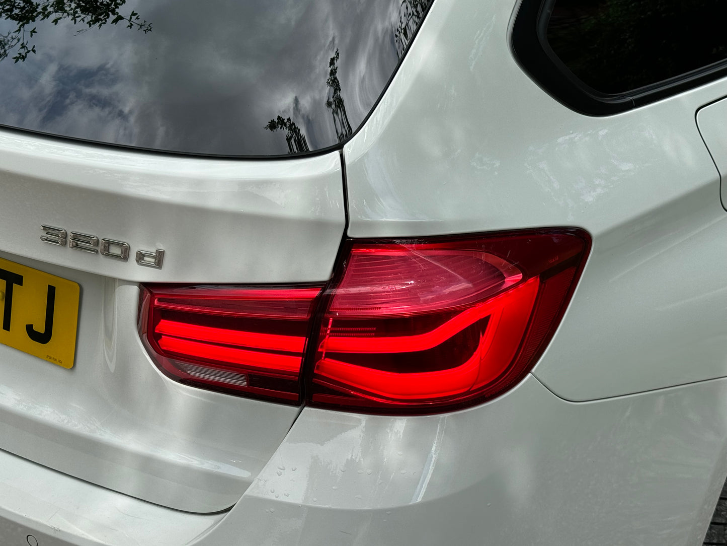 BMW 3 Series, Sport, 320d, Estate - YH66ZTJ