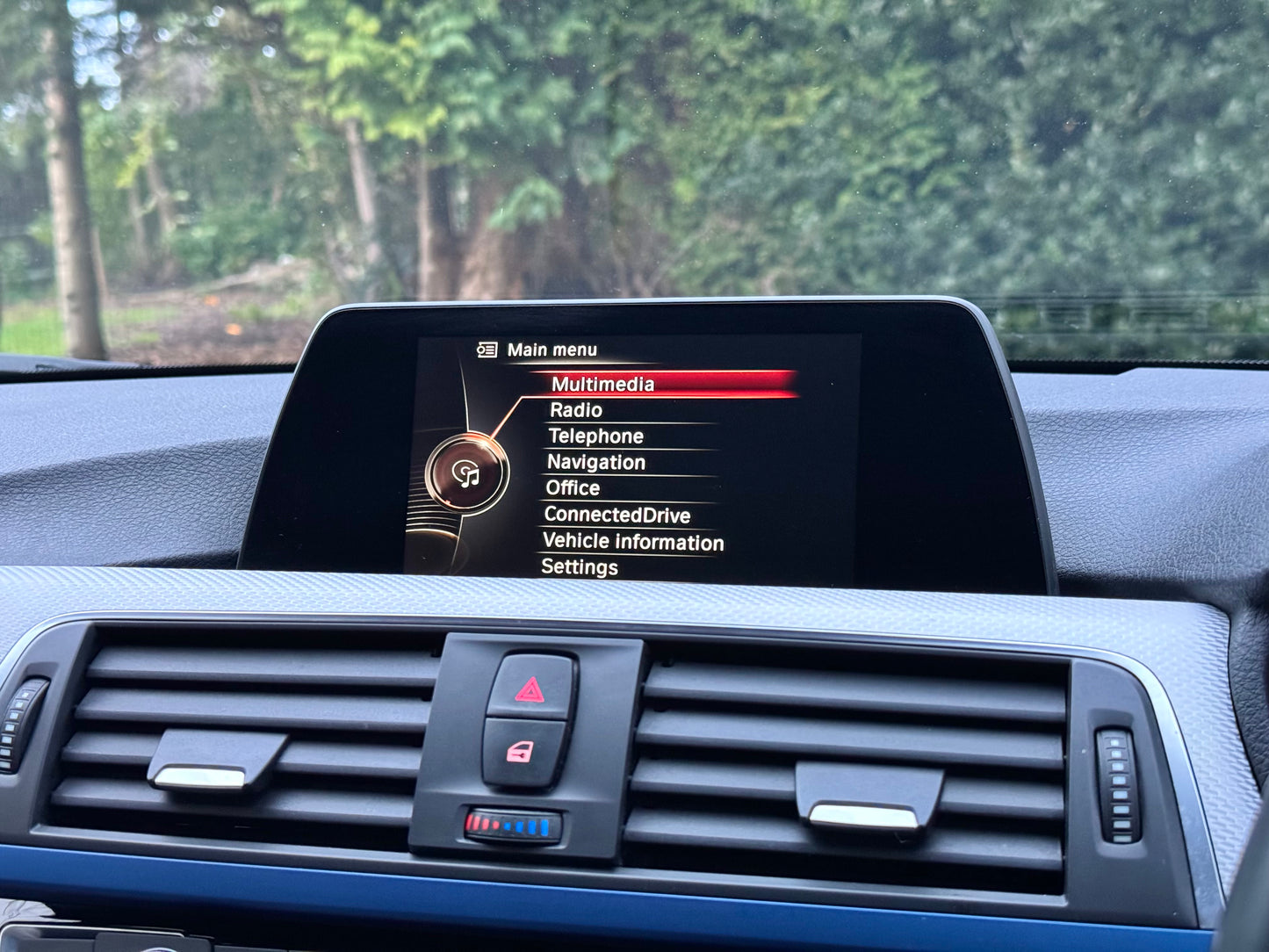 BMW 3 Series, M Sport, 330d, Individual, Saloon - WN16YVU