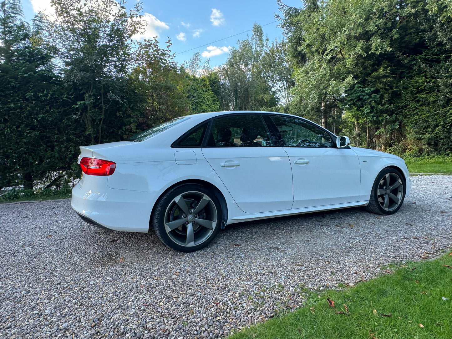 Audi A4, Black Edition, Saloon - AK14SPV