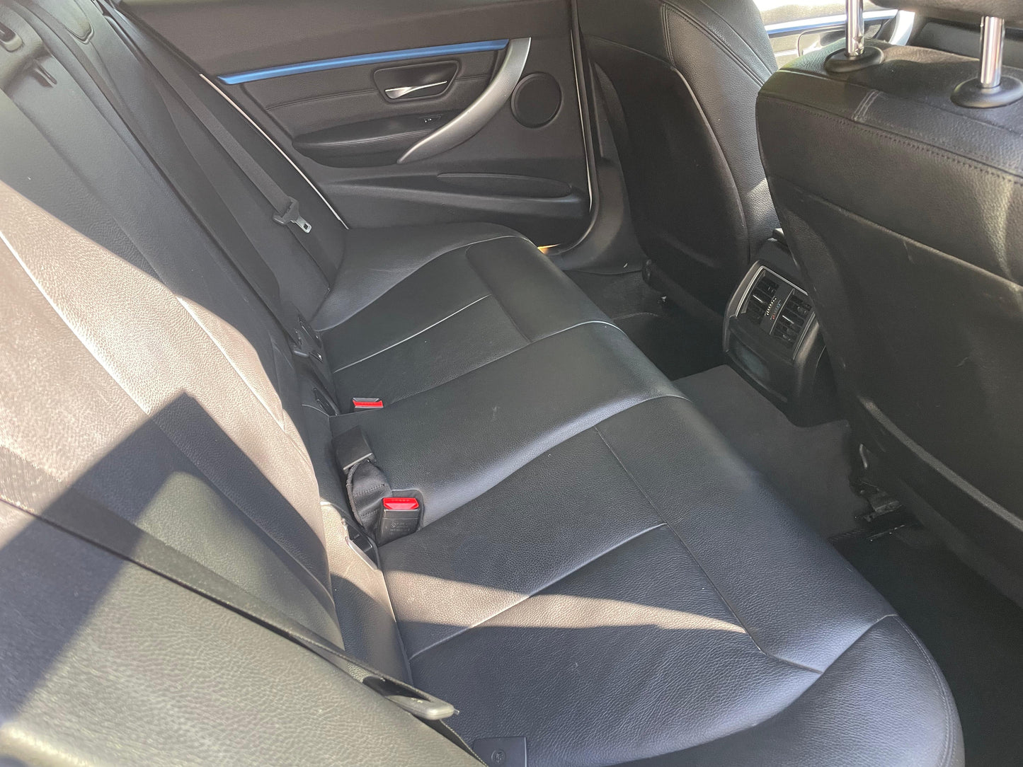 BMW 3 Series, M Sport, 330d, Estate - YJ15AGR