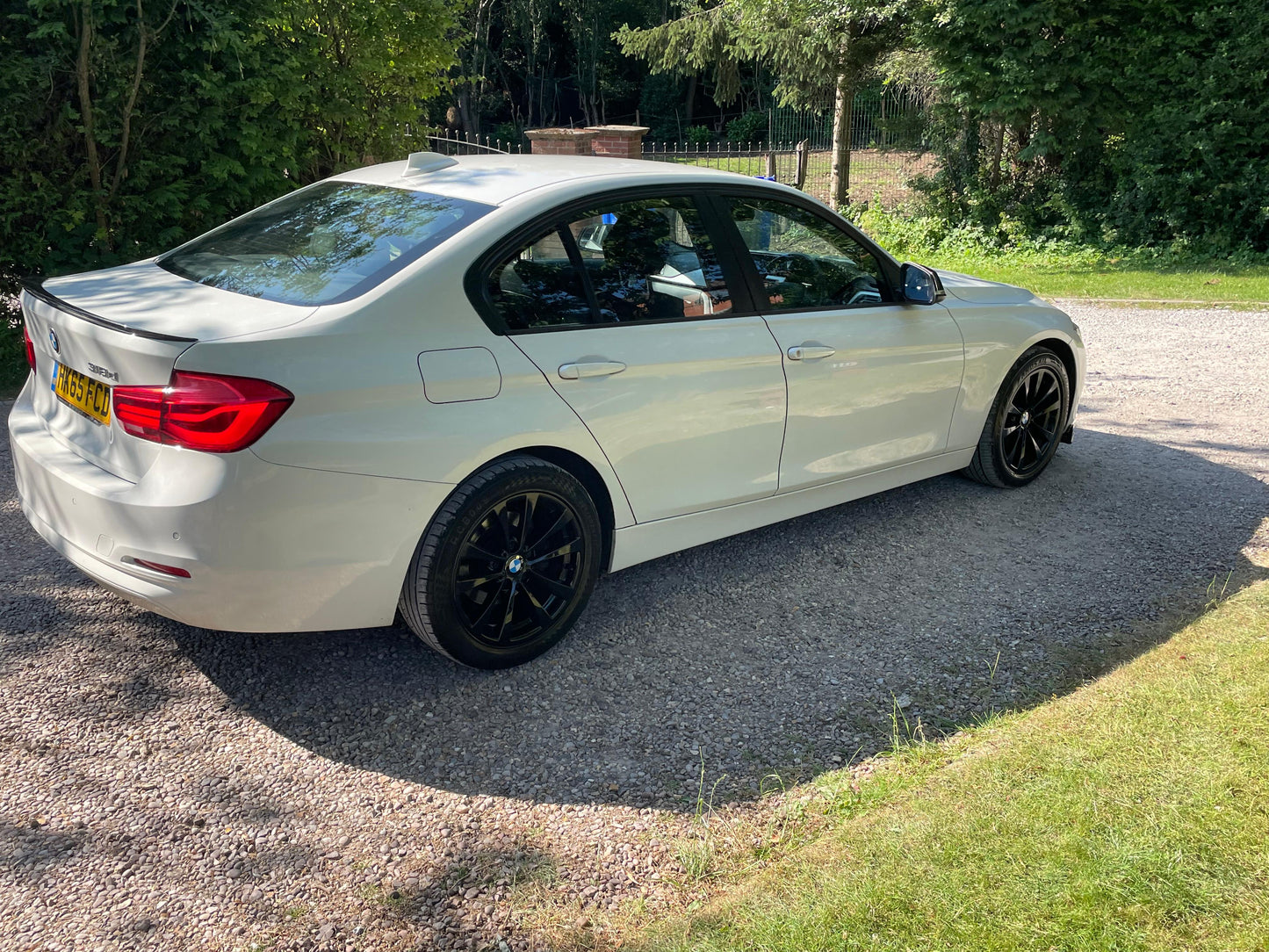 BMW 3 Series, SE, 318d, Saloon - HK65FCD