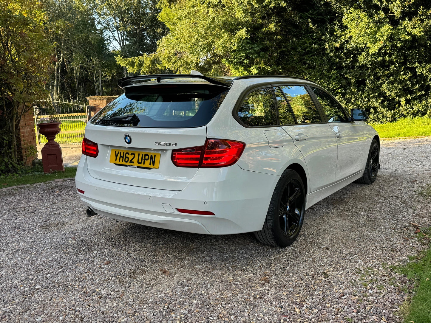 BMW 3 Series, 320d, Estate - YH62UPN