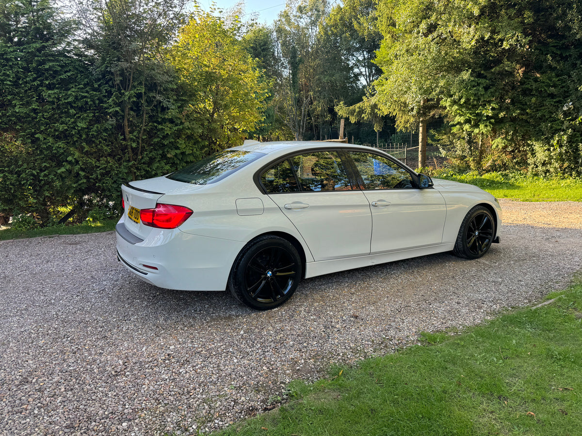 BMW 3 Series, Sport, 320d, Saloon - NG16DDO
