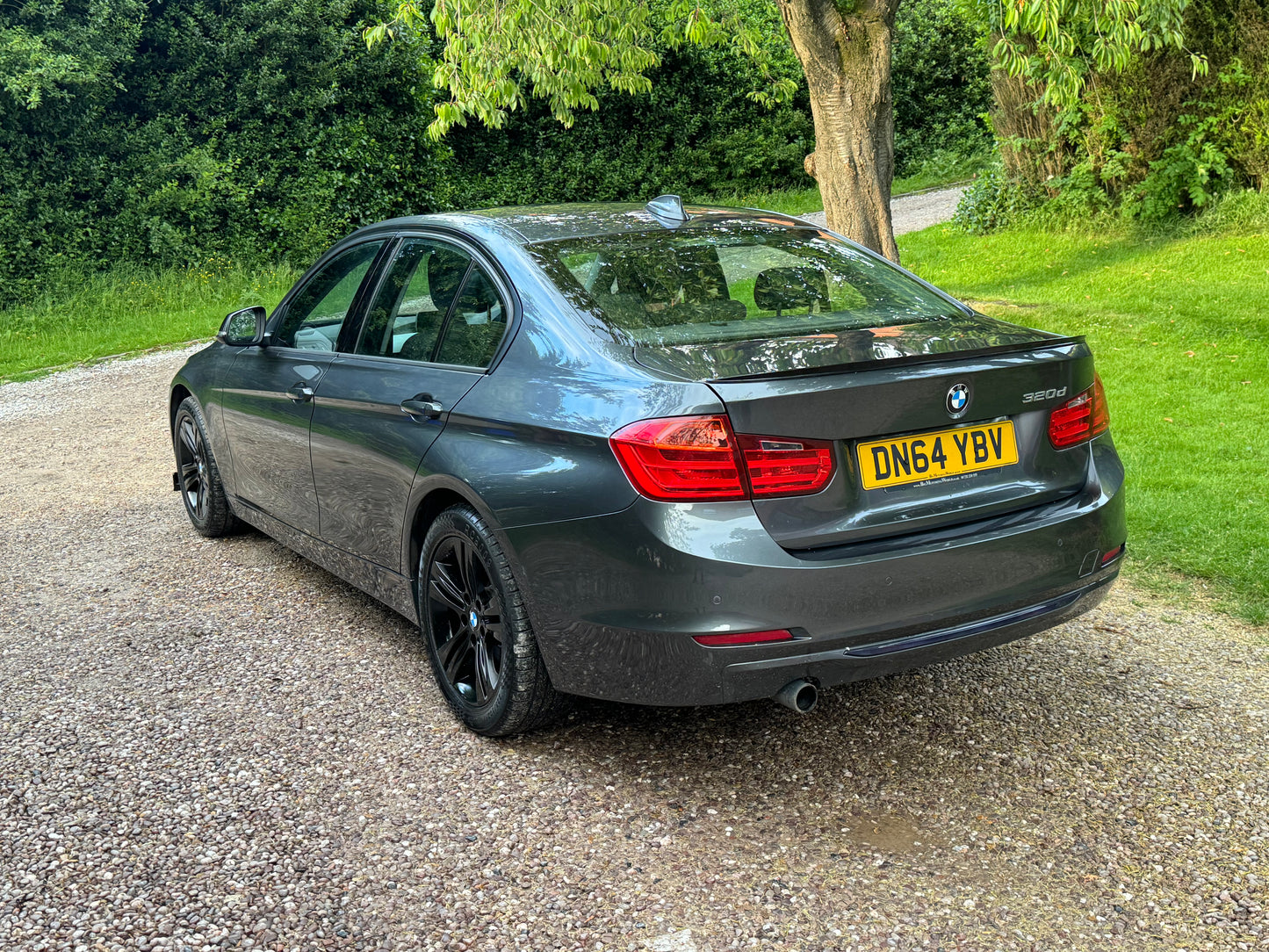 BMW 3 Series, Sport, 320d, Saloon - DN64YBV