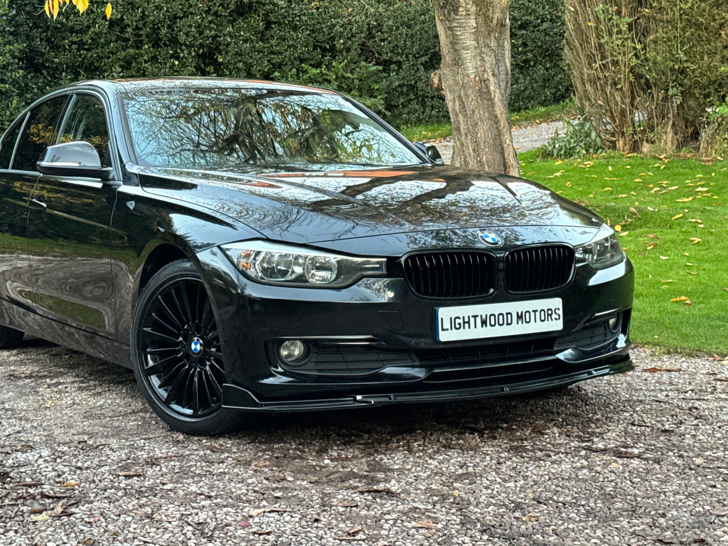 BMW 3 Series, 320d, Saloon - YE13DFF