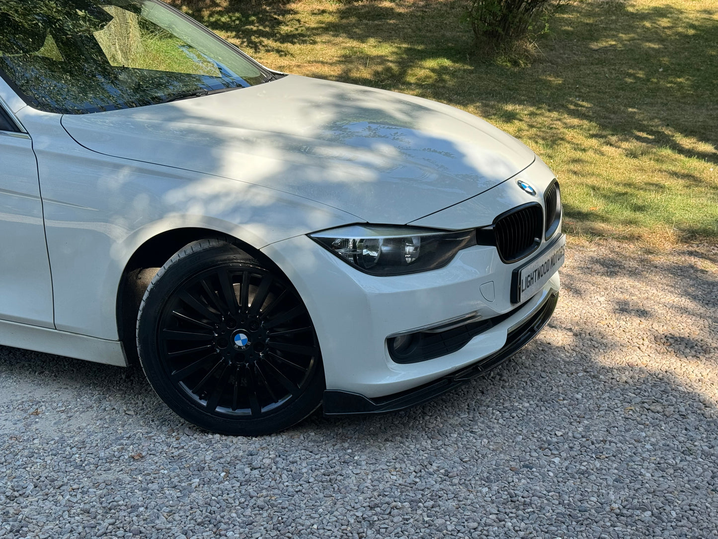 BMW 3 Series, Luxury, 320d, Saloon - YH13YNG