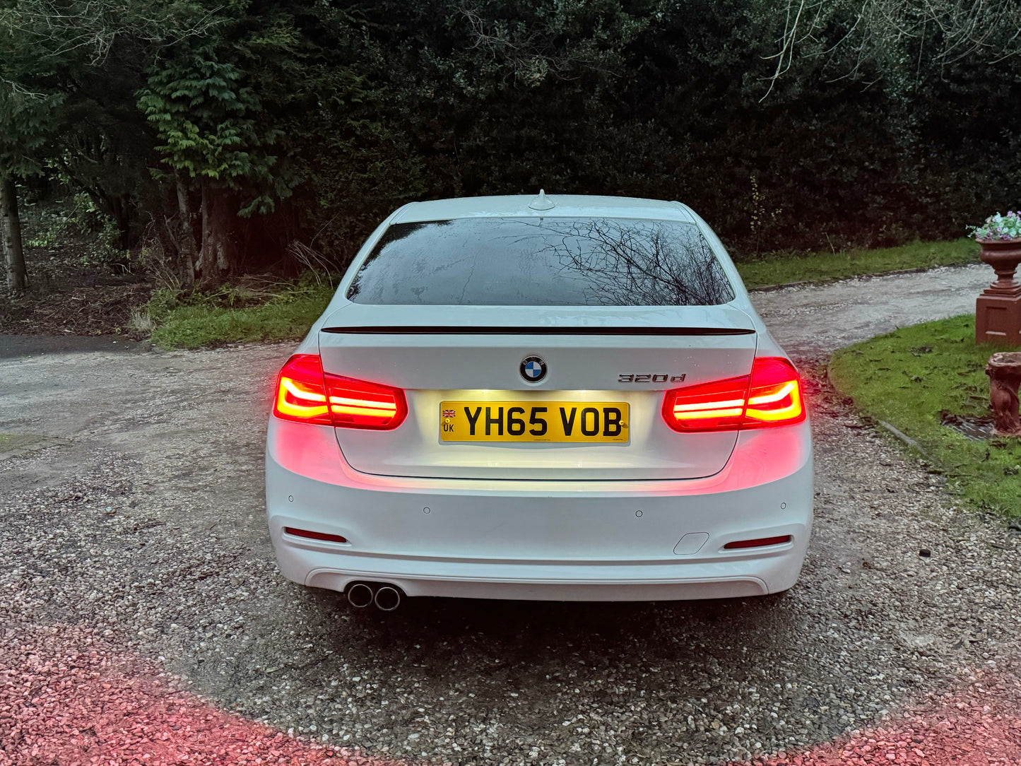 BMW 3 Series, 320d, Saloon - YH65VOB