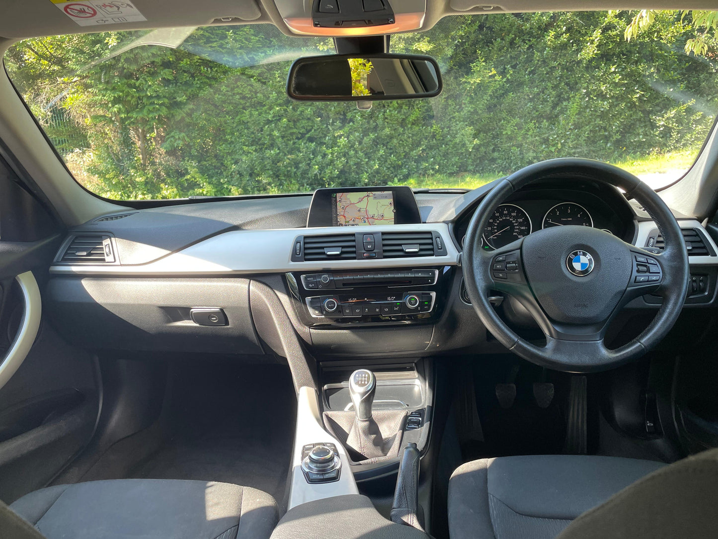 BMW 3 Series, SE, 318d, Saloon - HK65FCD
