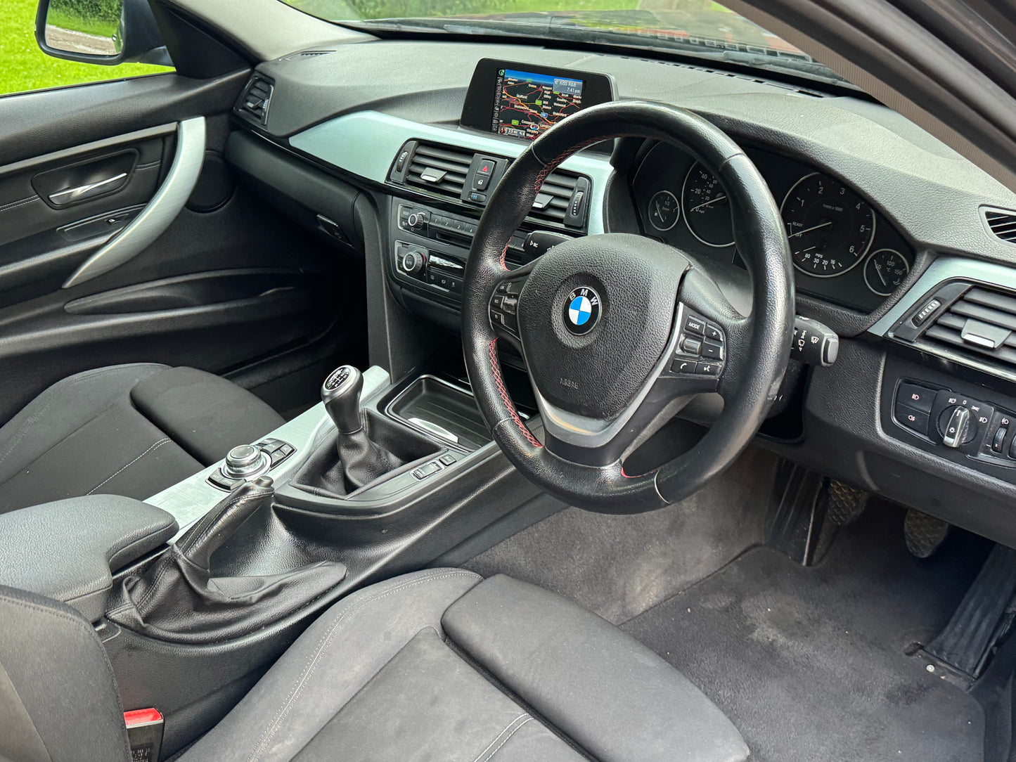 BMW 3 Series, Sport, 320d, Saloon - DN64YBV