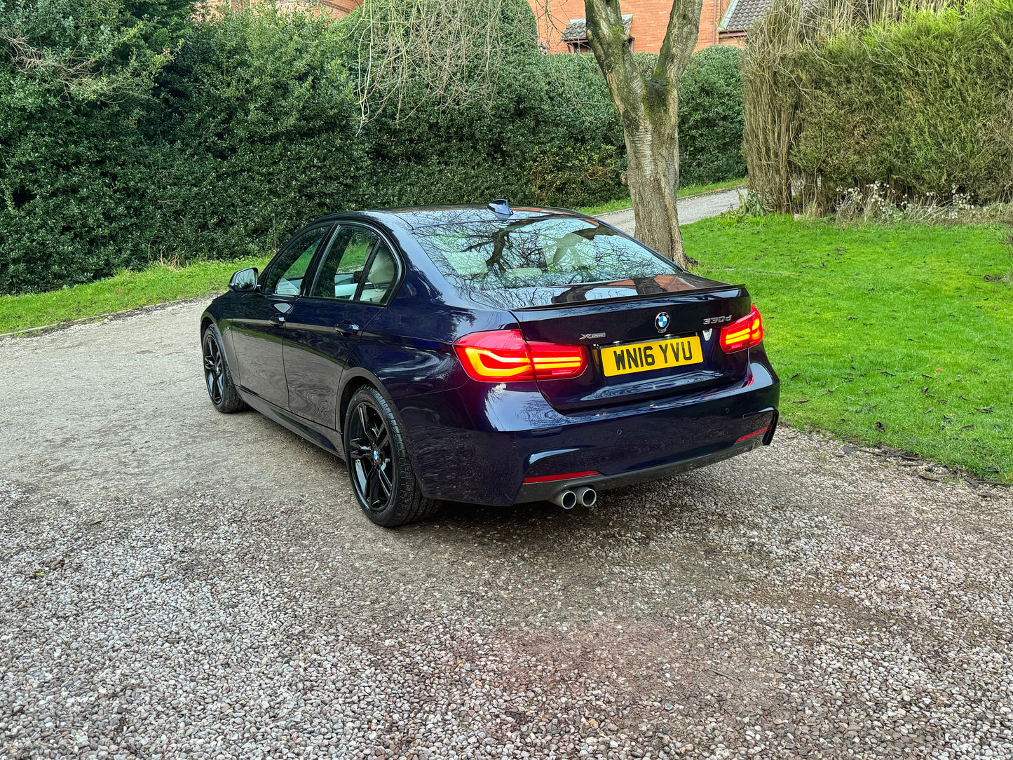 BMW 3 Series, M Sport, 330d, Individual, Saloon - WN16YVU