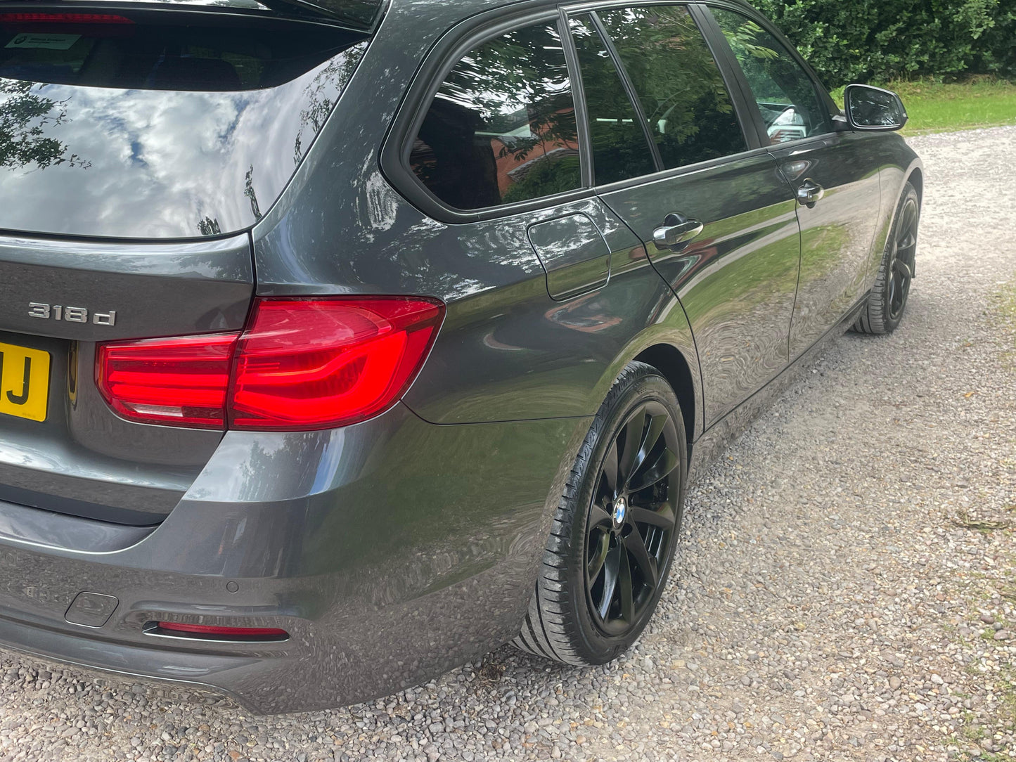 BMW 3 Series, SE, 318d, Estate - YG66SHJ