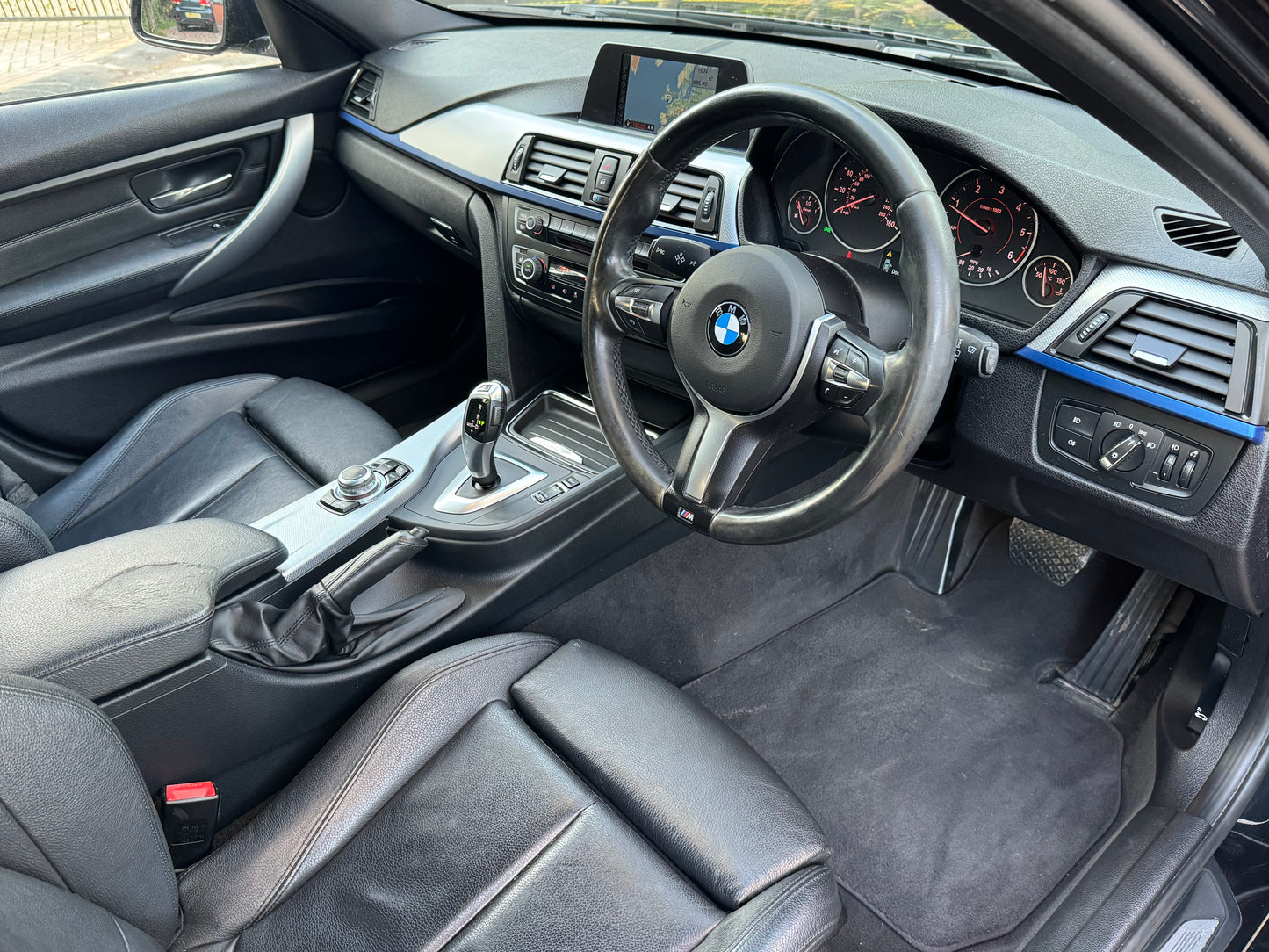 BMW 3 Series, M Sport, 320d, Saloon - YF13RTZ