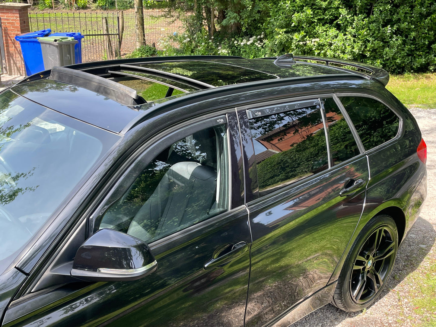 BMW 3 Series, Luxury, xDrive, 320d, Estate - YJ63EZM
