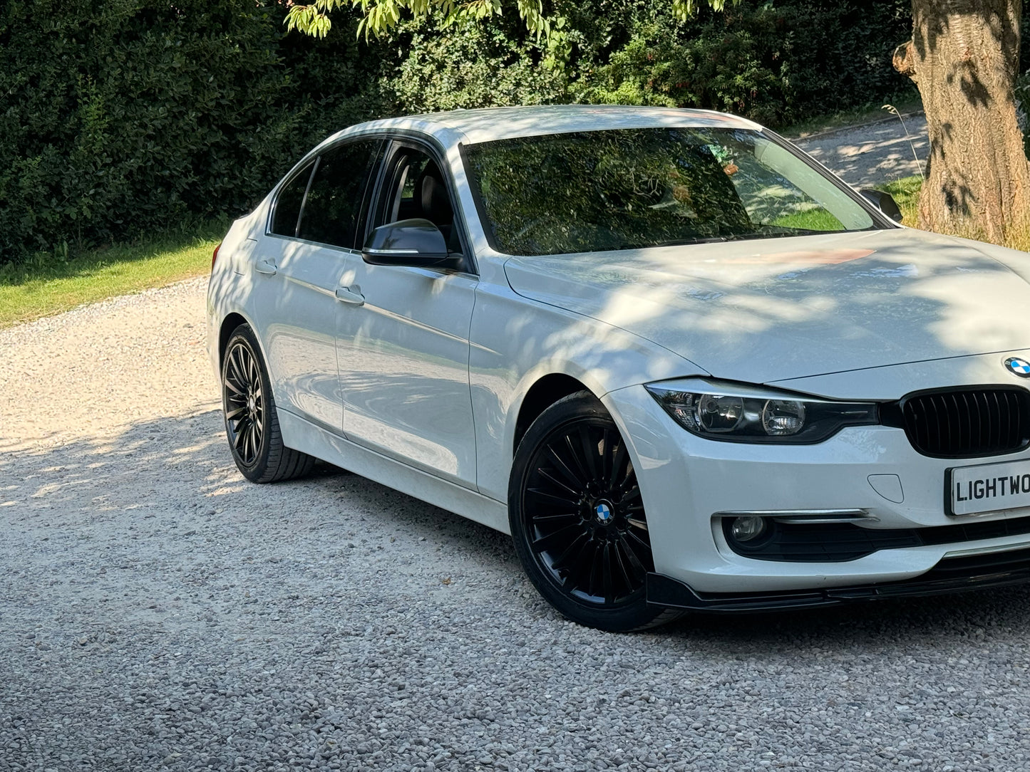 BMW 3 Series, Luxury, 320d, Saloon - YH13YNG
