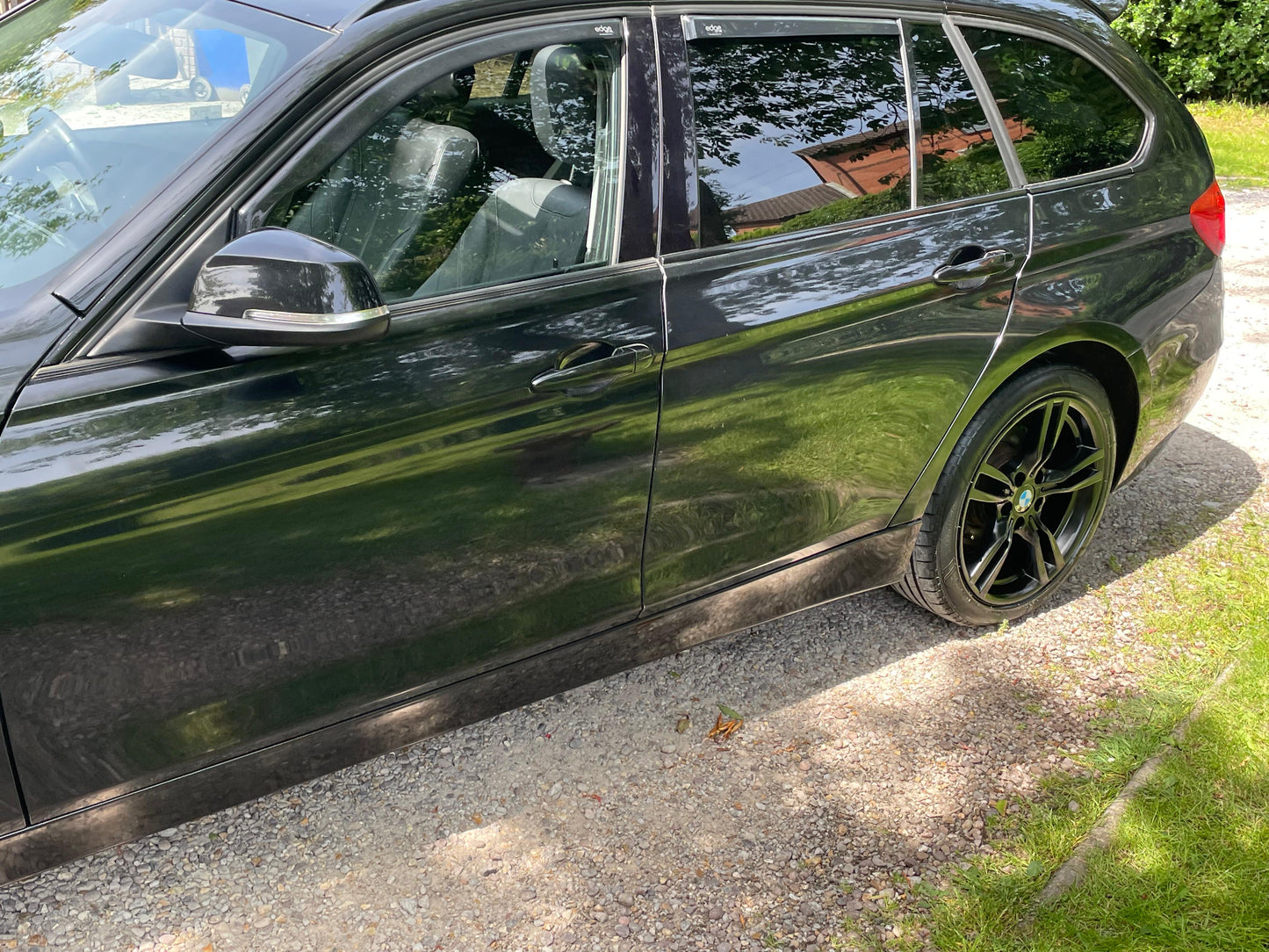BMW 3 Series, Luxury, xDrive, 320d, Estate - YJ63EZM