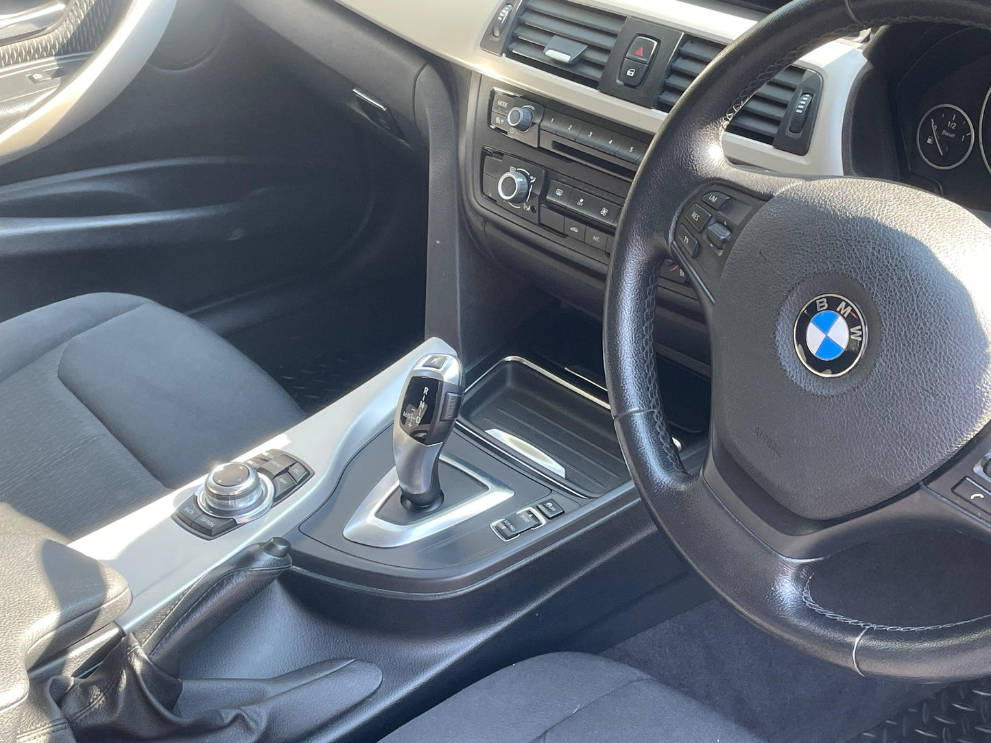 BMW 3 Series, ES, 316d, Saloon - DP15UCV