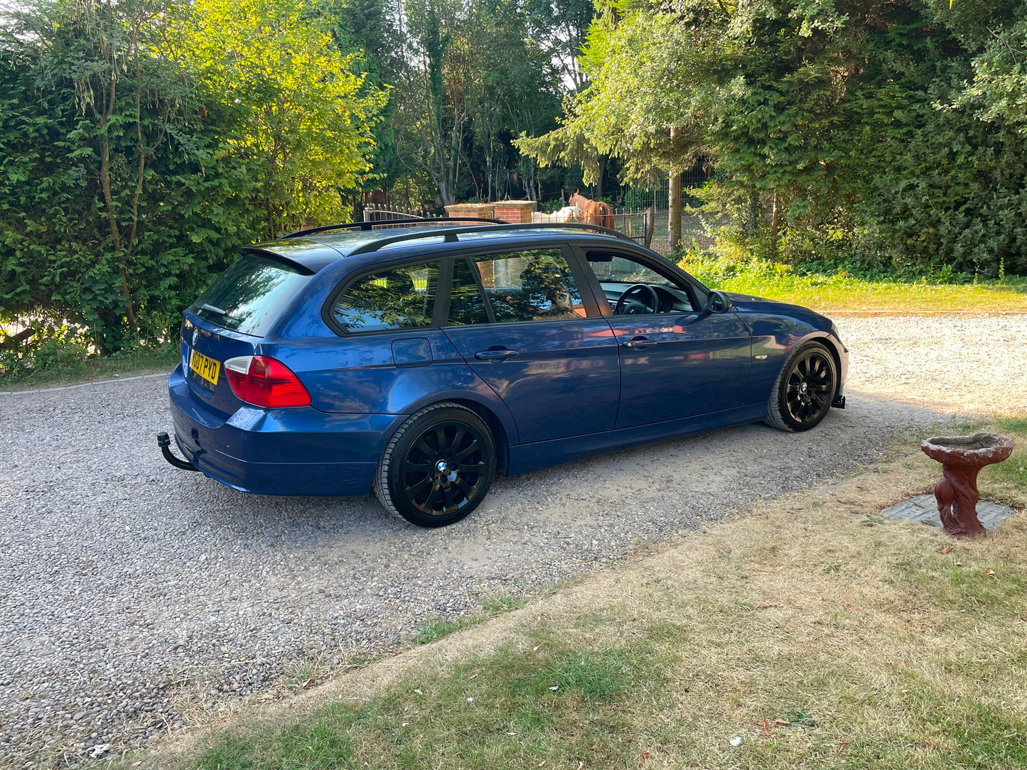 BMW 3 Series, SE, 318d, Estate - YG07PYD