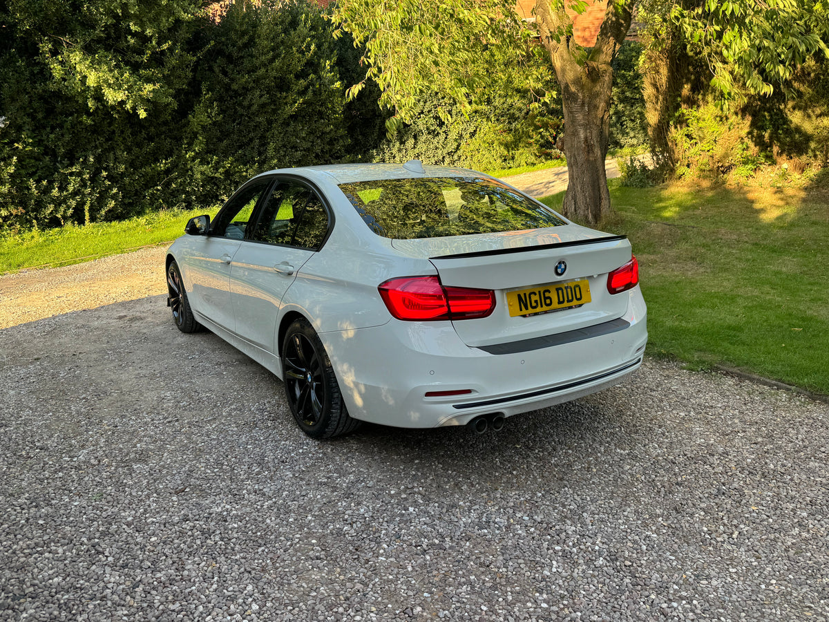 BMW 3 Series, Sport, 320d, Saloon - NG16DDO
