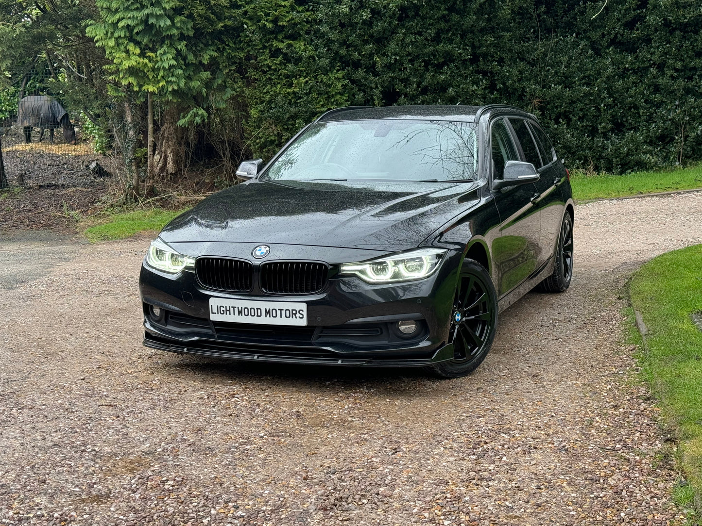 BMW 3 Series, SE, 318d, Estate - YK68NOJ