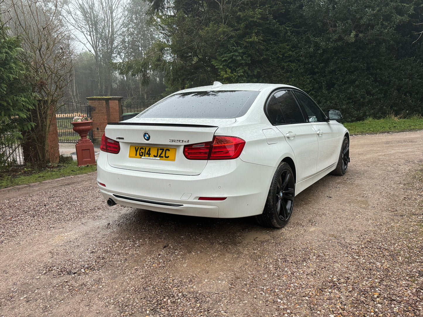 BMW 3 Series, Sport, 320d, xDrive, Saloon - YG14JZC