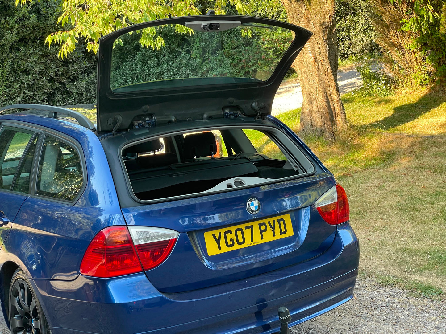 BMW 3 Series, SE, 318d, Estate - YG07PYD