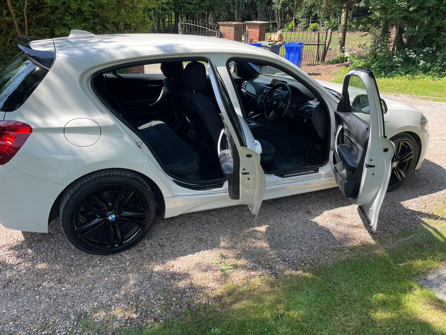 BMW 1 Series, M Sport, 116d, Hatchback - DL15OXB