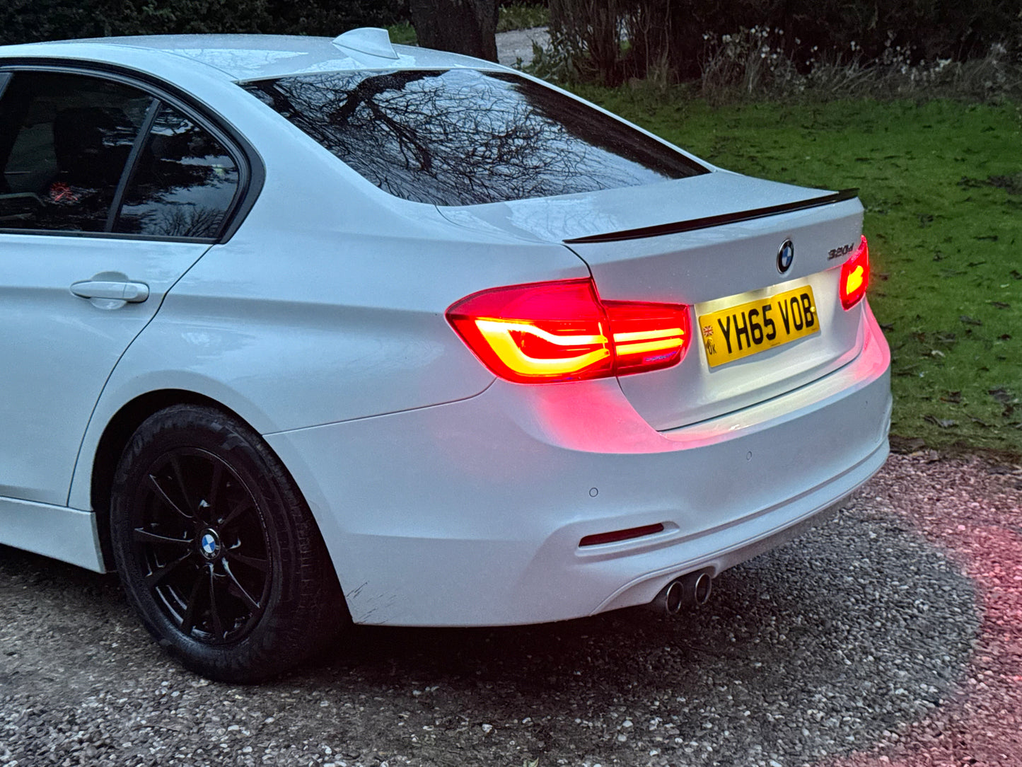 BMW 3 Series, 320d, Saloon - YH65VOB