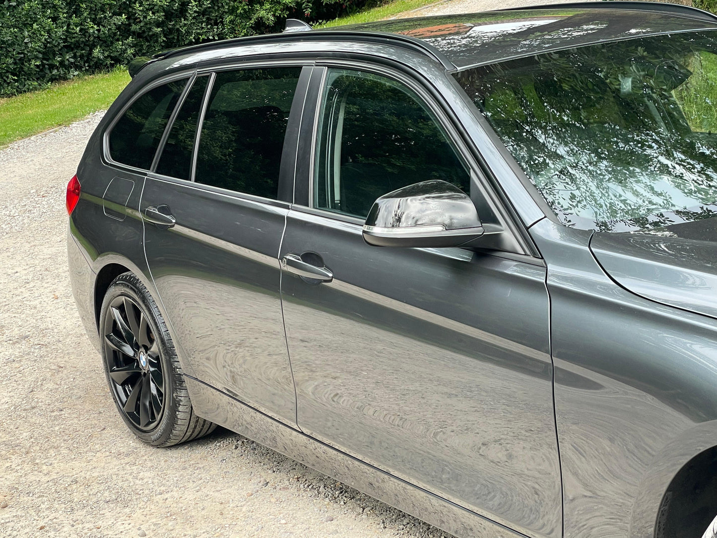 BMW 3 Series, SE, 318d, Estate - YG66SHJ
