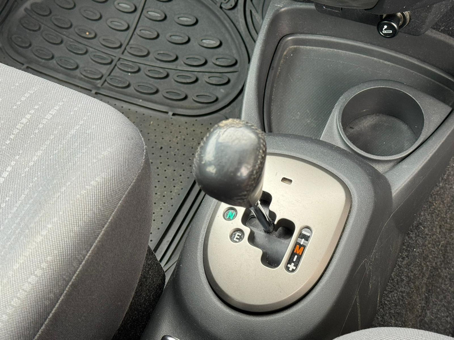 Toyota Yaris, TR VVT, Hatchback - MK59EGF